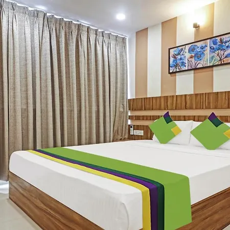 Hotel Treebo Arastu Grand